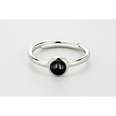  Black onyx ring