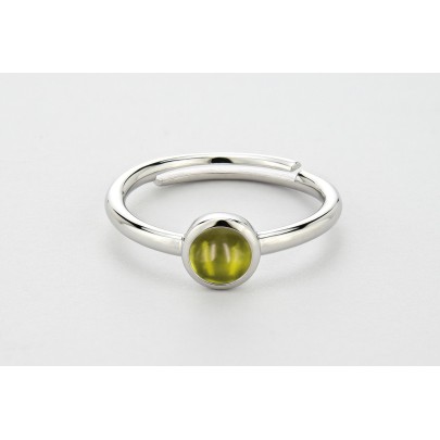 Peridot ring